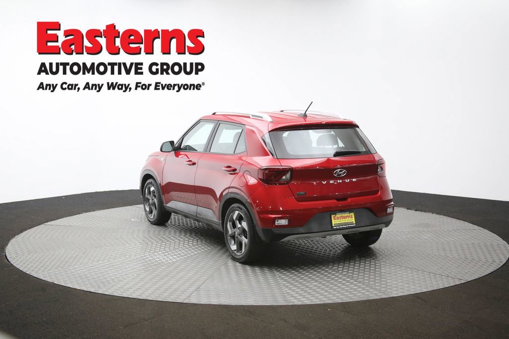 Used 2023 Hyundai Venue Limited image 66