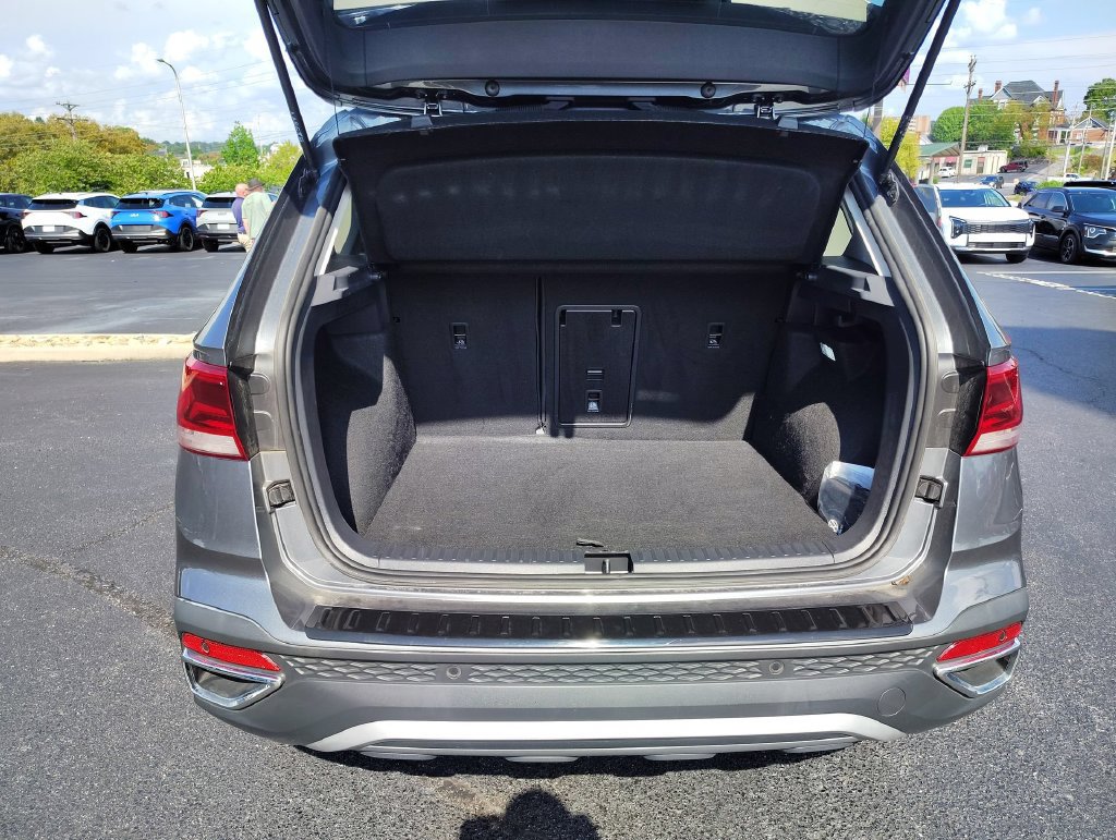 Certified 2024 Volkswagen Taos SEL AWD/4WD image 36
