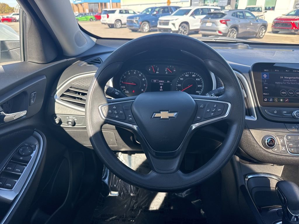 Used 2024 Chevrolet Malibu LT image 16