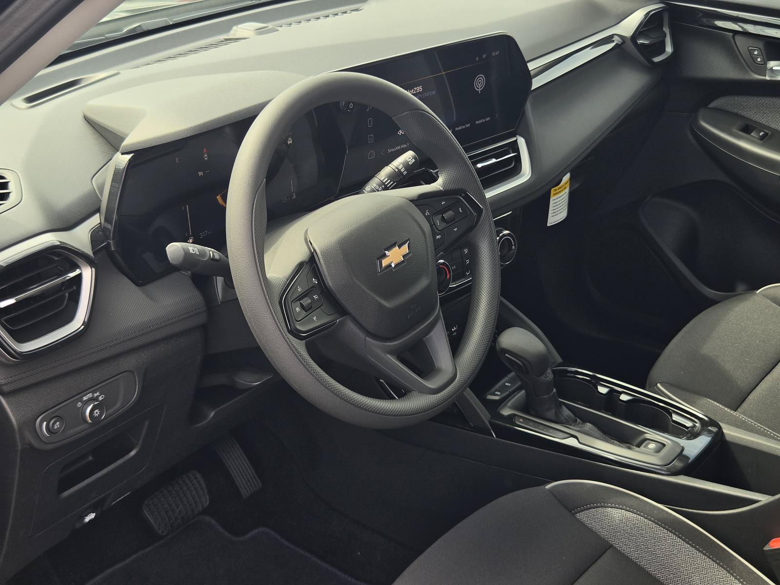 New 2026 Chevrolet TrailBlazer LT FWD image 16