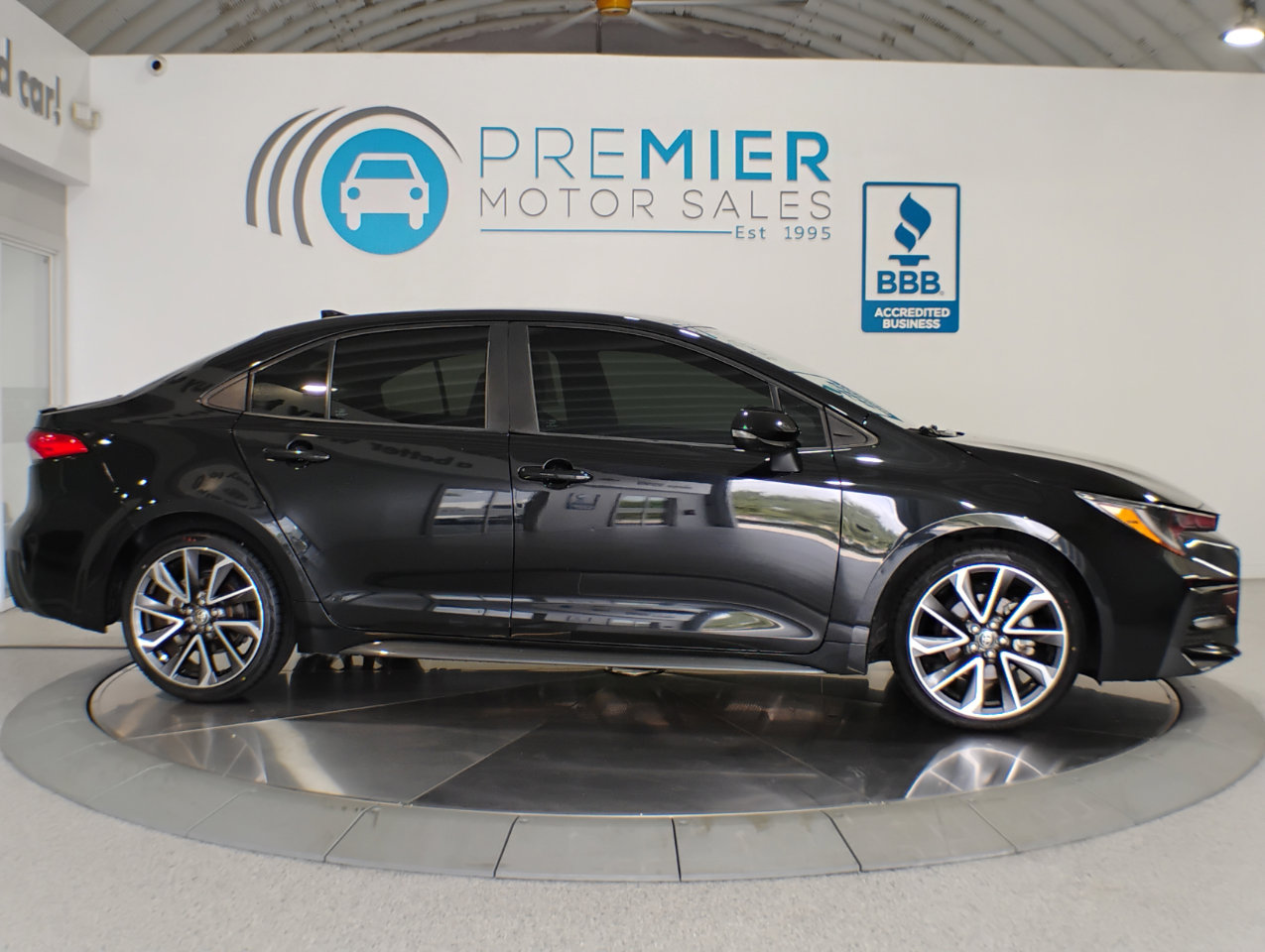 Used 2020 Toyota Corolla SE image 12