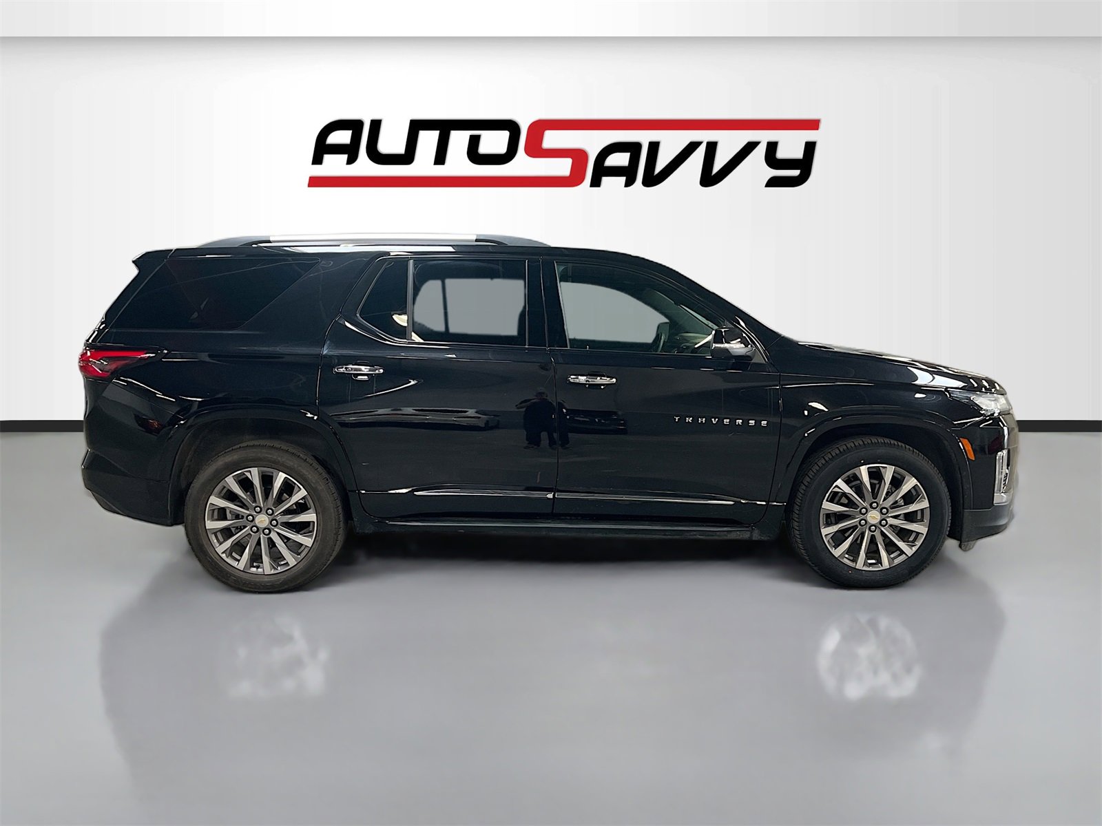 Used 2023 Chevrolet Traverse Premier w/ LPO, 'HIT The Road' Package image 8