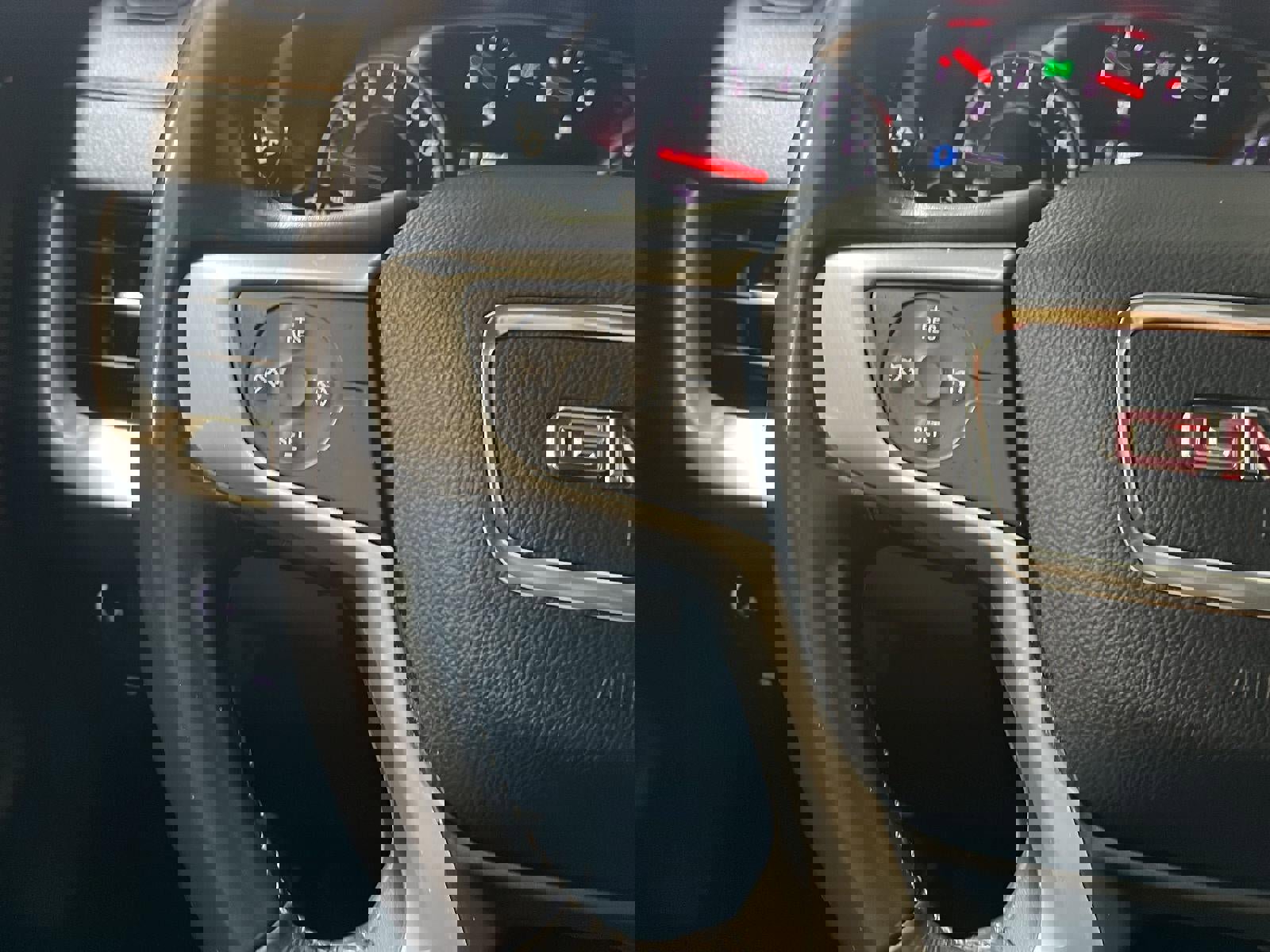 Used 2019 GMC Terrain SLE image 17