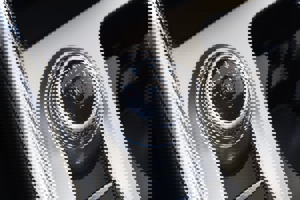 Used 2020 Ford Explorer ST w/ Premium Technology Package image 7