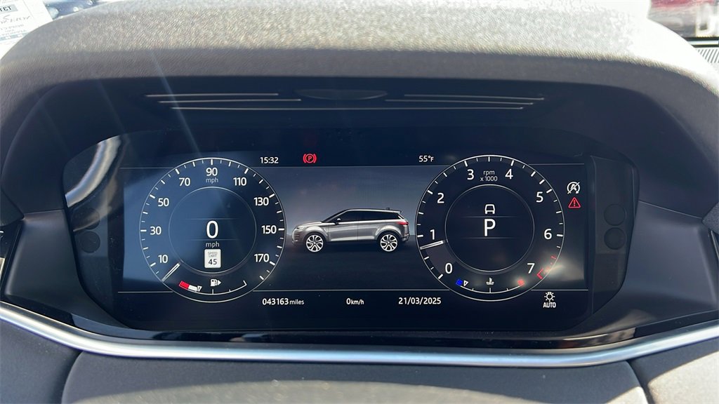 Used 2020 Land Rover Range Rover Evoque SE image 17