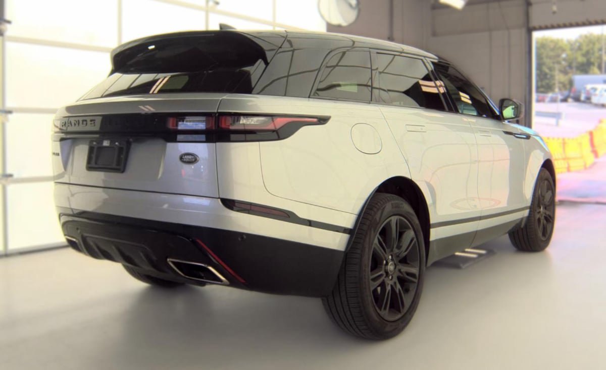 Used 2023 Land Rover Range Rover Velar R-Dynamic S AWD/4WD image 9
