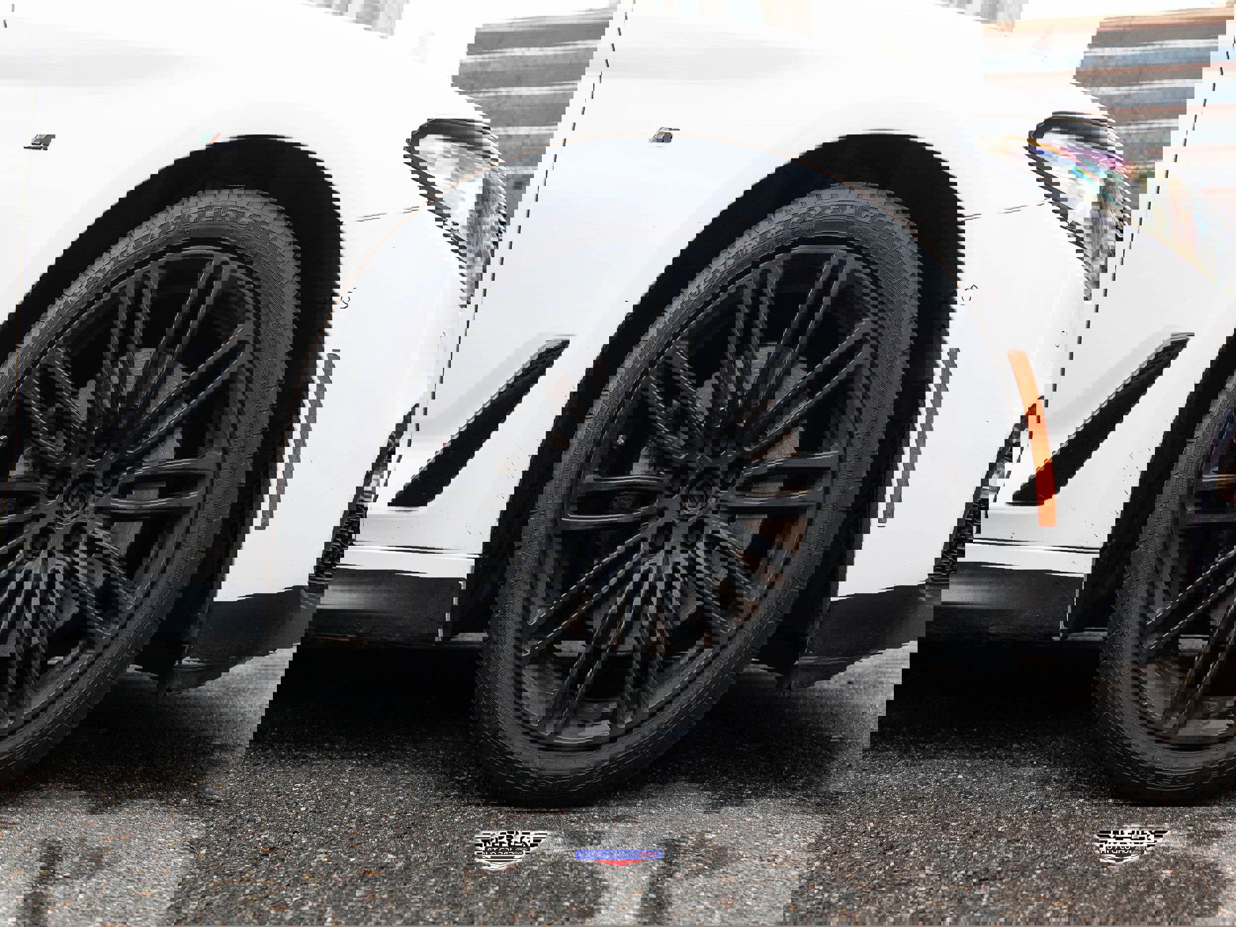 Used 2018 BMW 540i xDrive w/ M Sport Package image 9