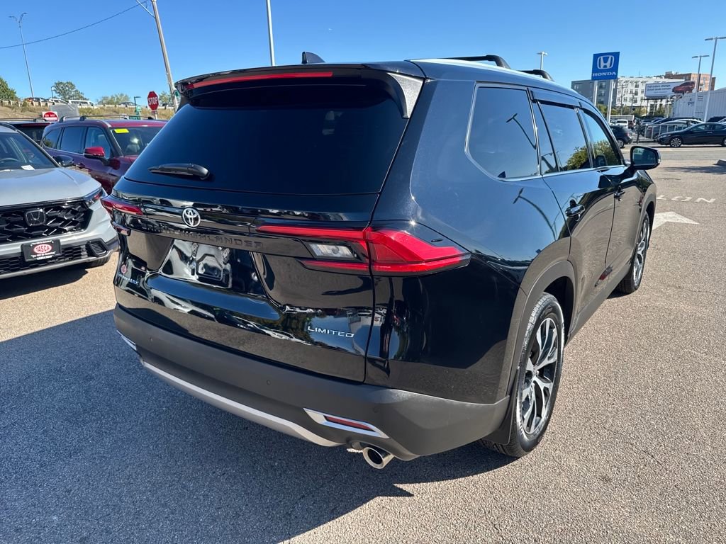 Used 2024 Toyota Grand Highlander AWD Hybrid image 10