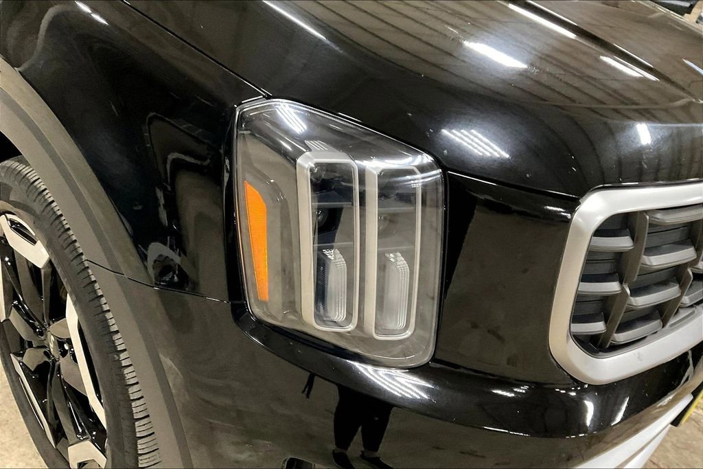 Used 2025 Kia Telluride S AWD/4WD image 28
