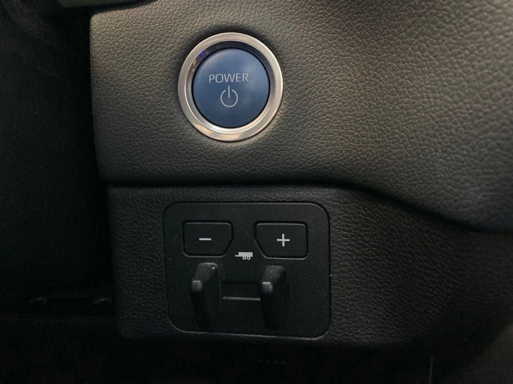Certified 2024 Toyota Sequoia Limited RWD image 17