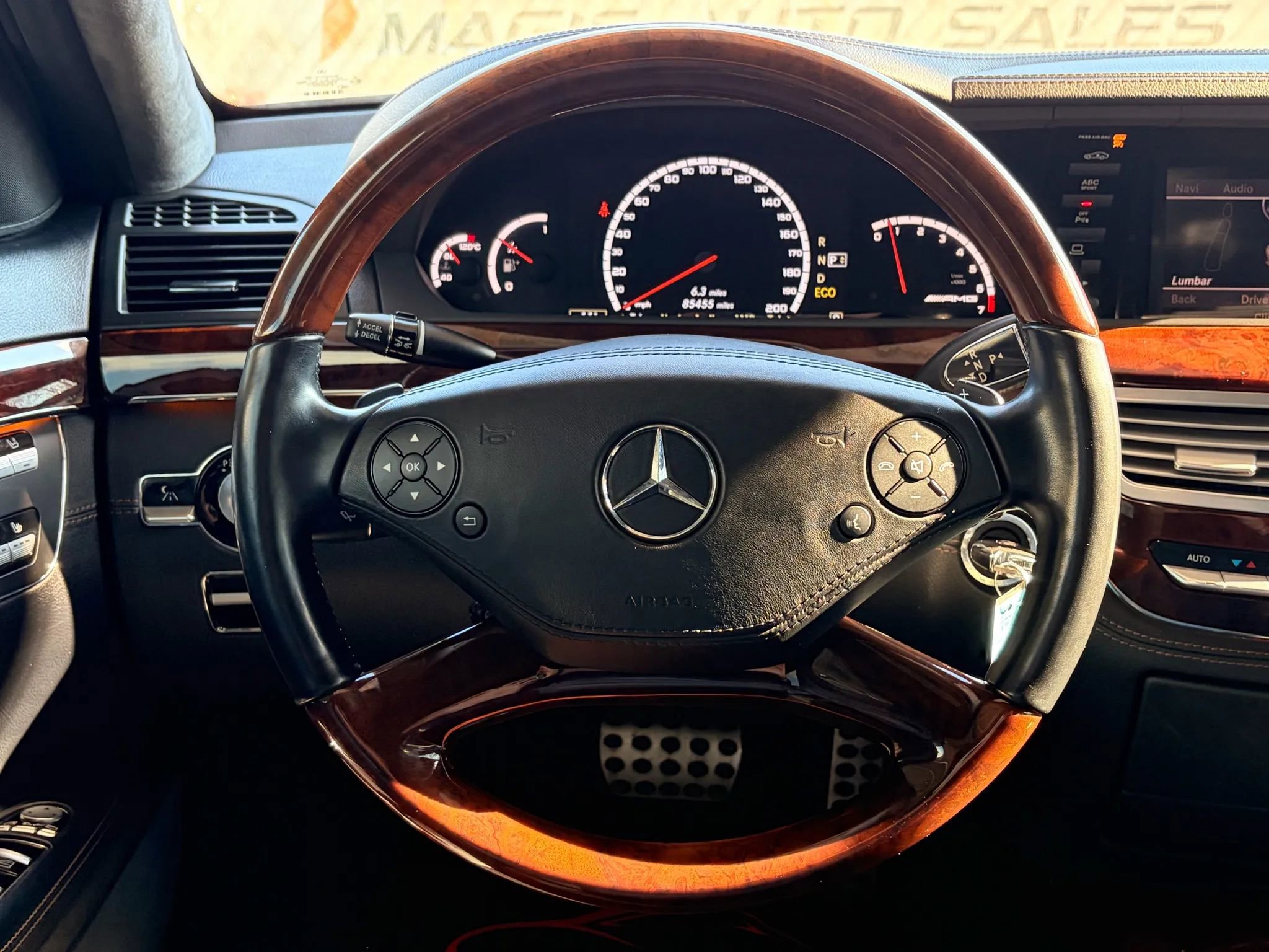 Used 2011 Mercedes-Benz S 63 AMG image 95