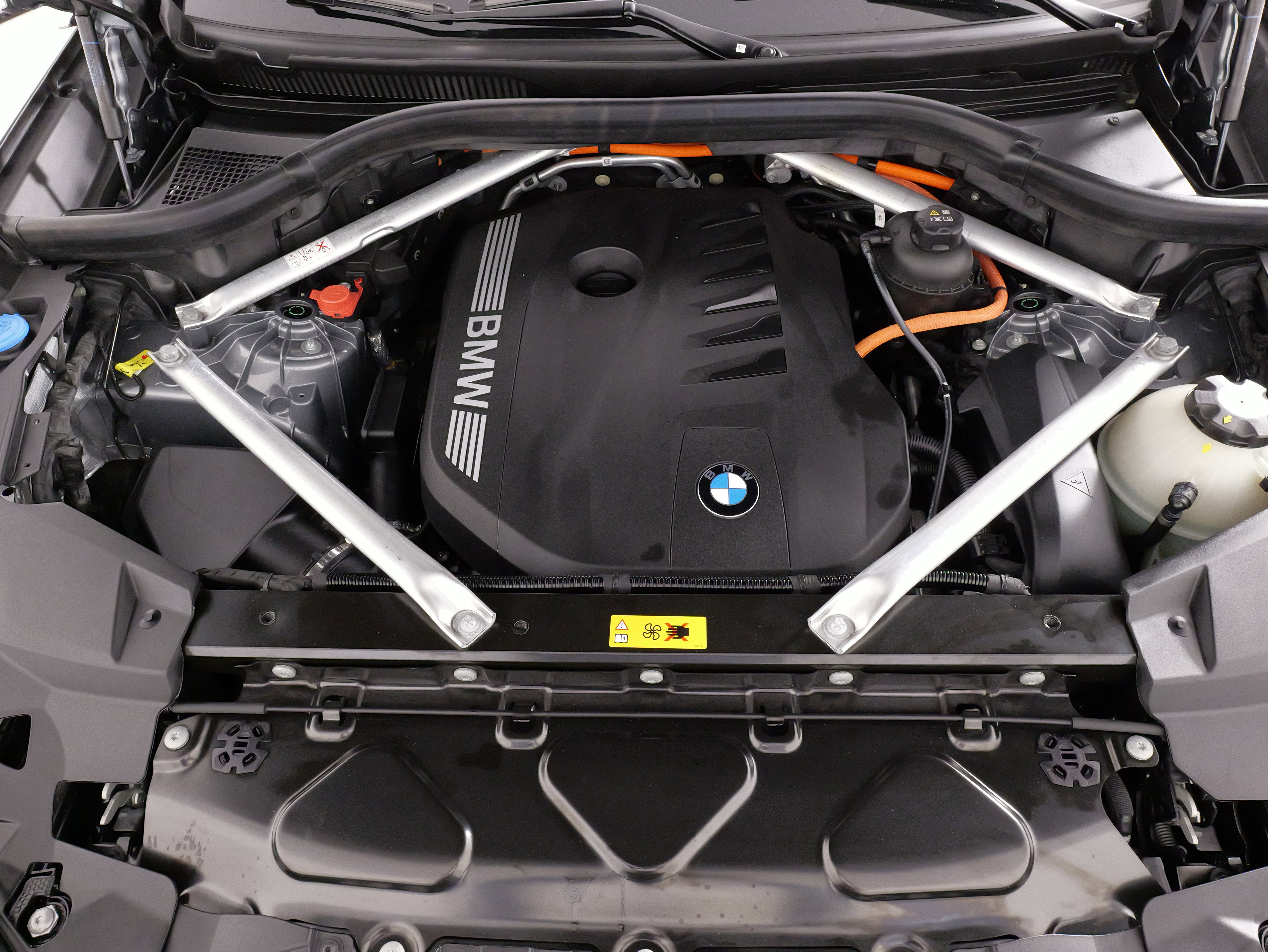 Used 2025 BMW X5 xDrive50e w/ M Sport Package AWD/4WD image 56