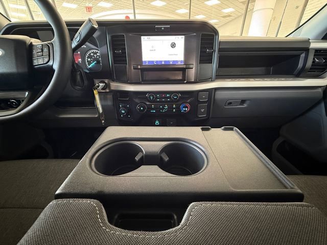 Used 2025 Ford F250 XL w/ STX Appearance Package AWD/4WD image 15