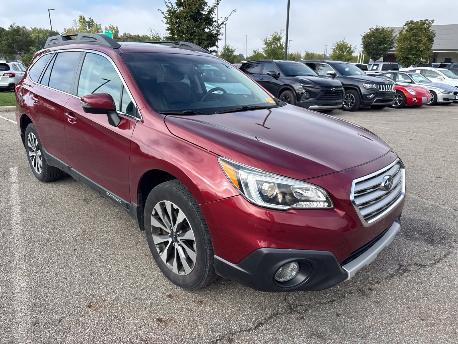 Used 2016 Subaru Outback 2.5i Limited AWD/4WD image 3