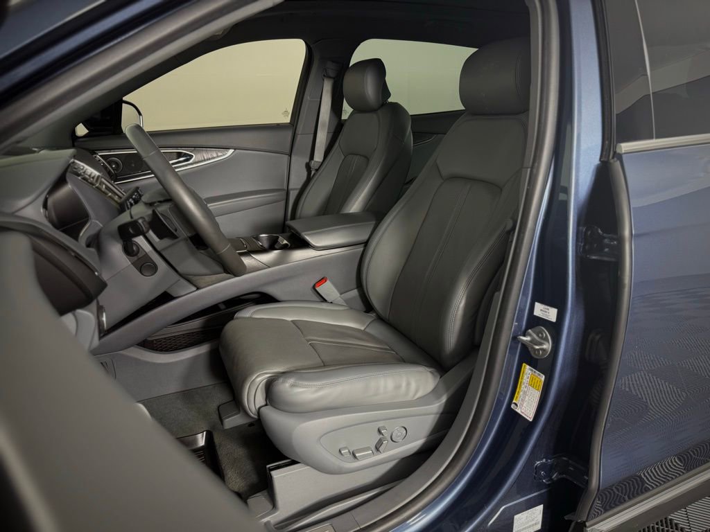 Used 2019 Lincoln Nautilus Reserve image 5