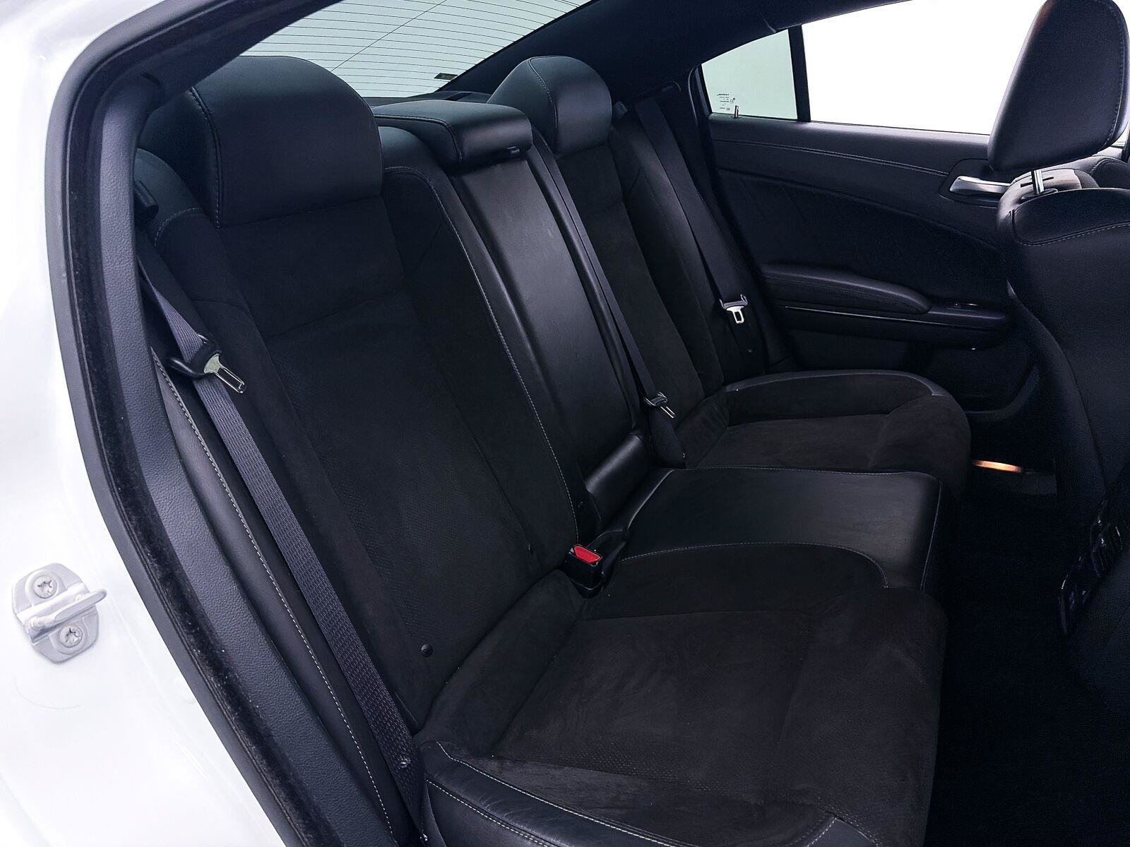 Used 2022 Dodge Charger R/T w/ Plus Group RWD image 37