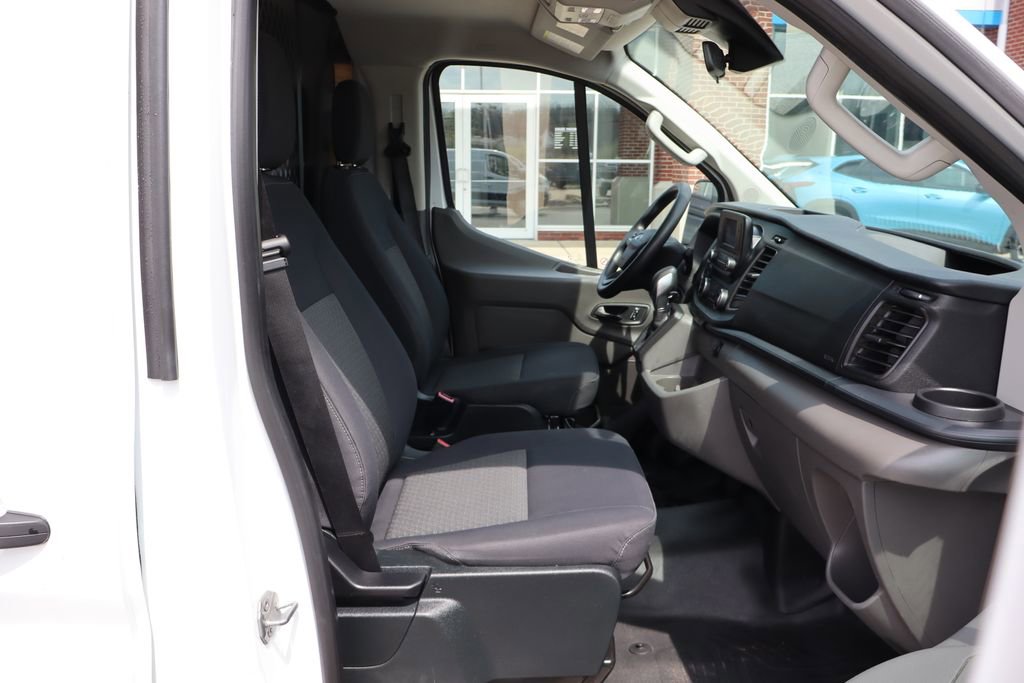 Used 2023 Ford Transit 250 Low Roof AWD w/ Exterior Upgrade Package image 33