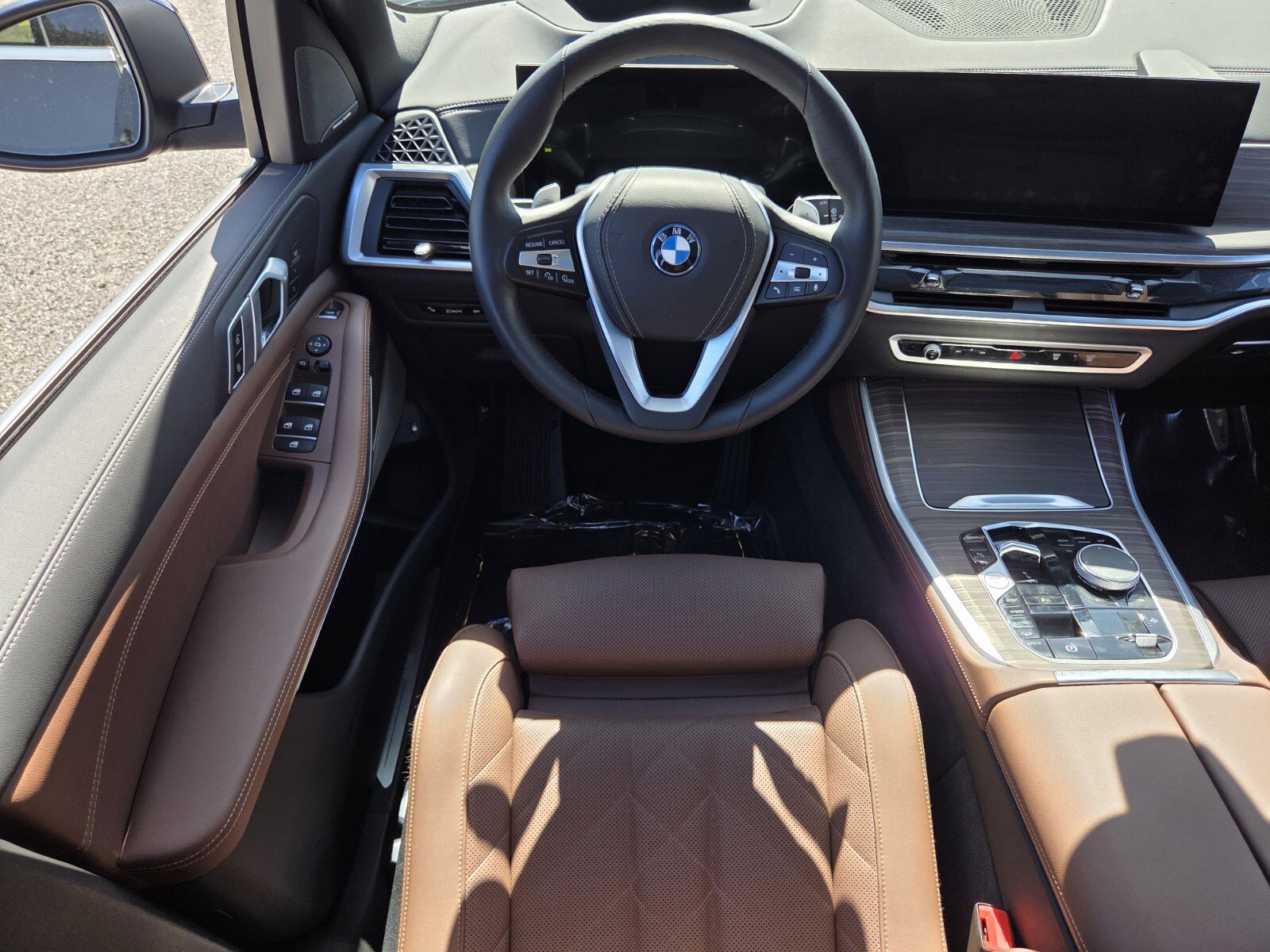 Used 2025 BMW X5 xDrive50e image 12