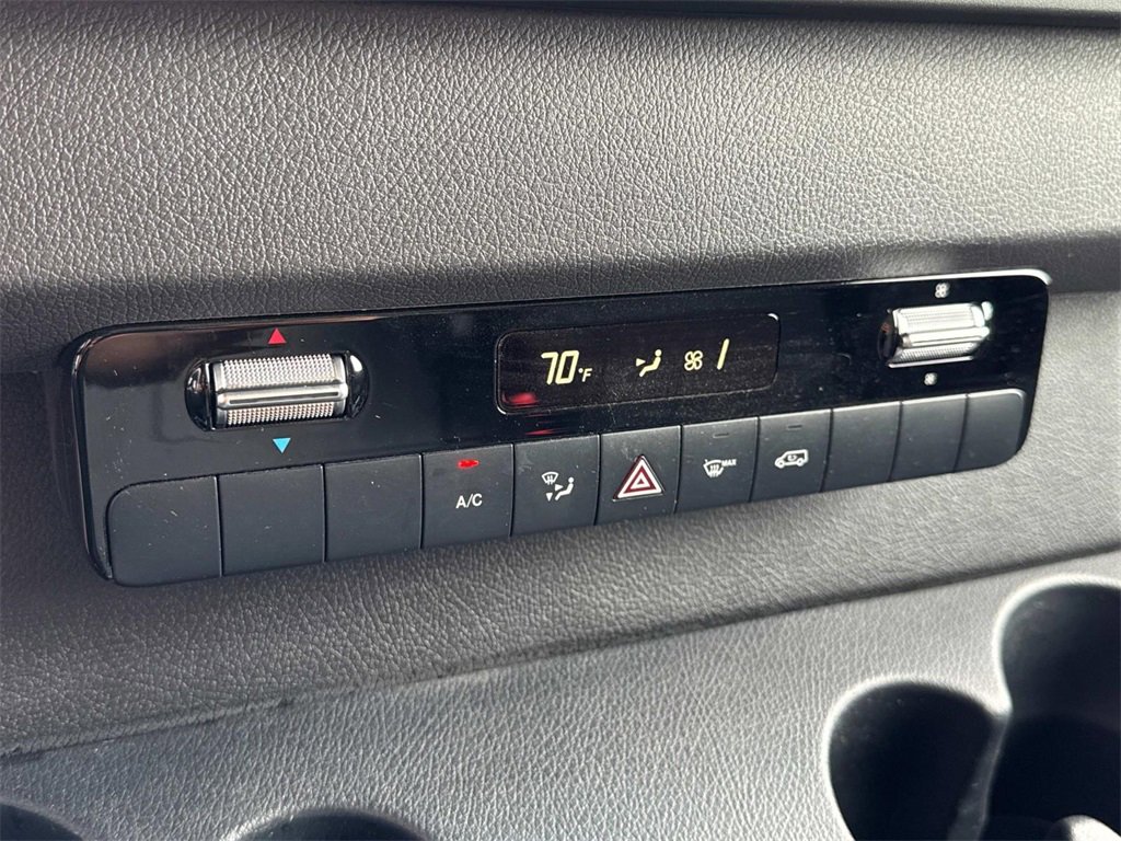 Used 2022 Mercedes-Benz Sprinter 3500 image 26