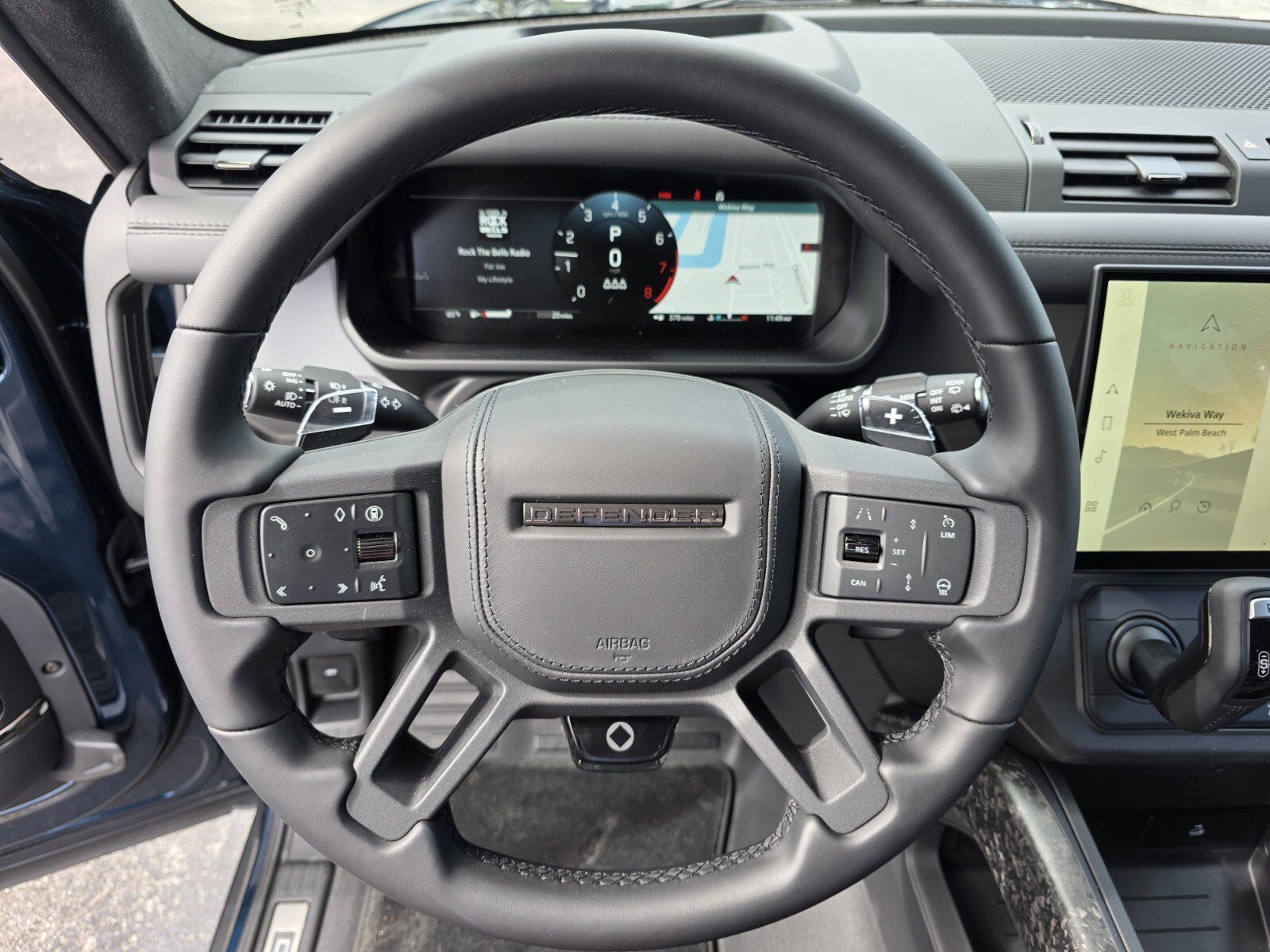 New 2026 Land Rover Defender 110 OCTA AWD/4WD image 14