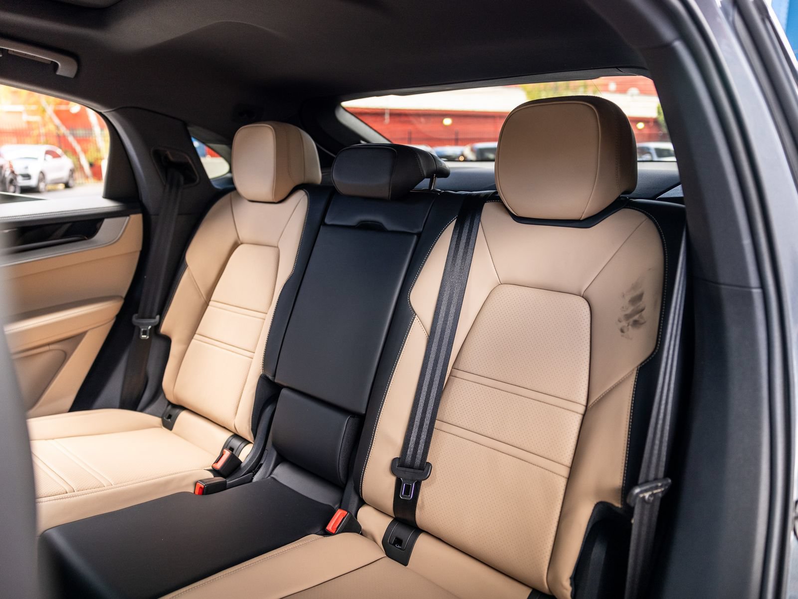 New 2026 Porsche Cayenne Coupe AWD/4WD image 51