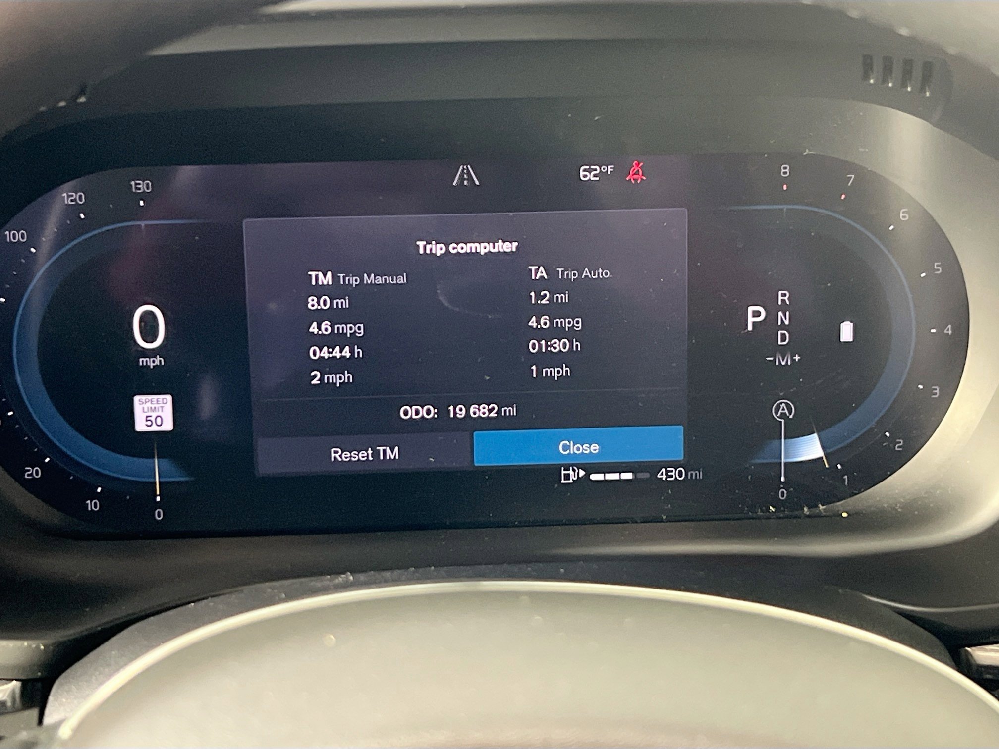 Used 2022 Volvo XC60 B5 R-Design w/ Advanced Package image 11