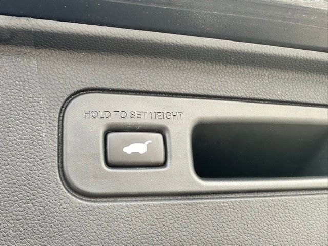 Certified 2023 Honda Pilot Touring image 7