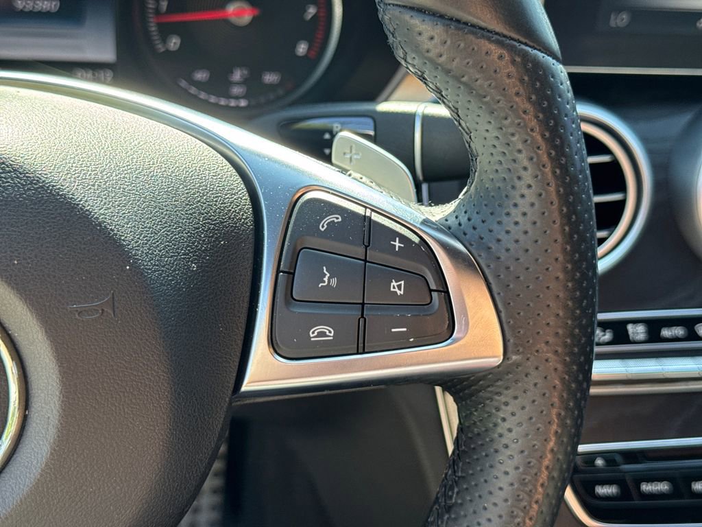 Used 2015 Mercedes-Benz C 300 4MATIC Sedan image 26