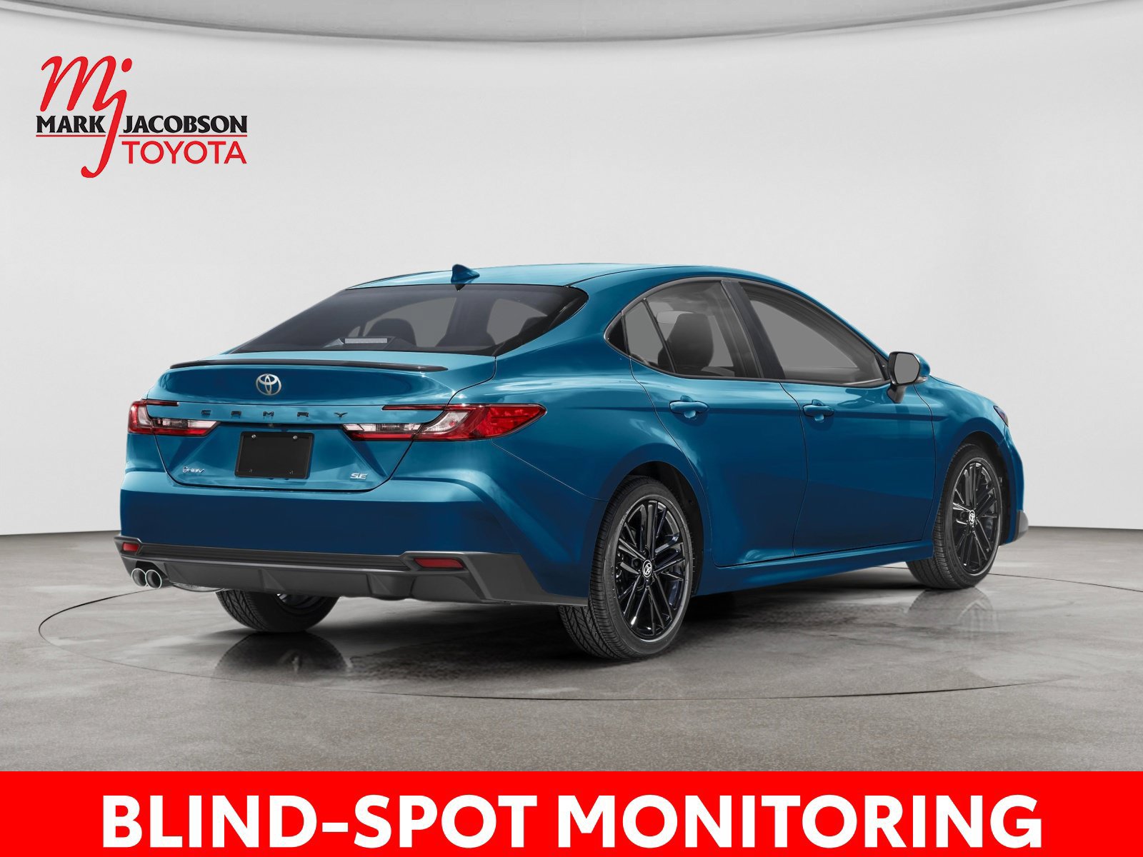 Used 2025 Toyota Camry SE FWD image 3
