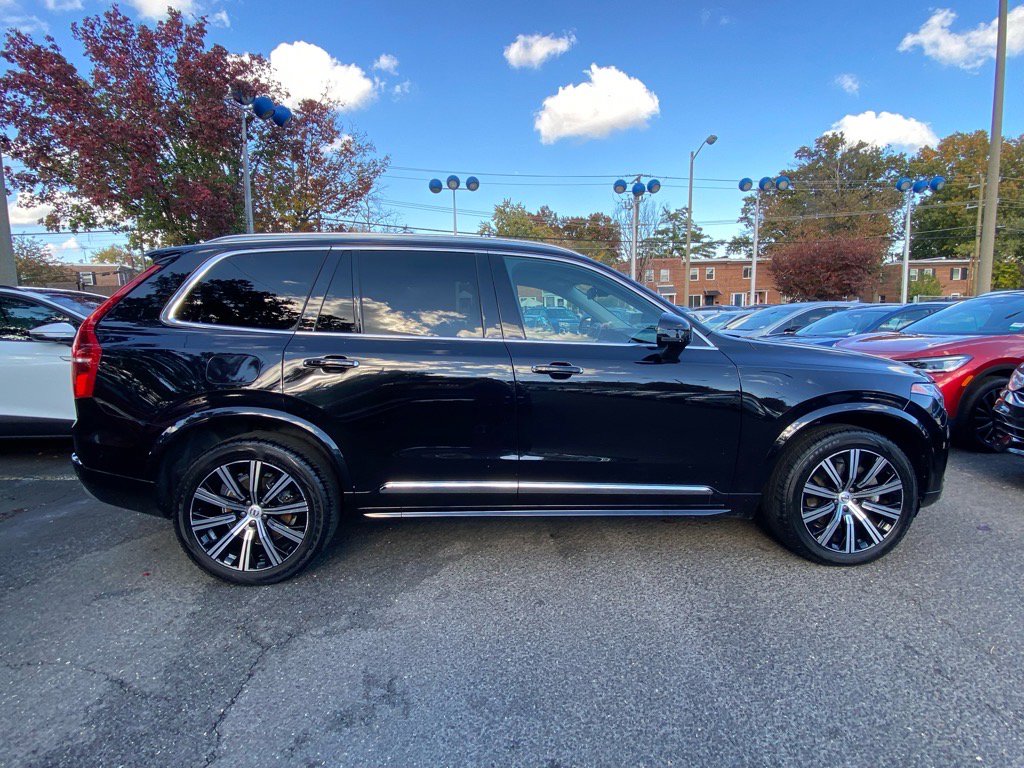 Used 2022 Volvo XC90 T6 Inscription image 2