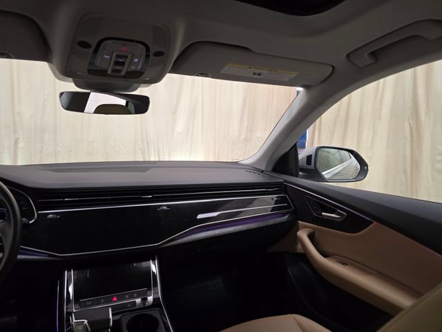 Used 2020 Audi Q8 Premium Plus w/ Premium Plus Package AWD/4WD image 30