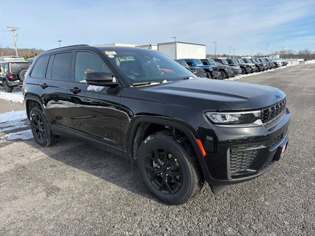 New 2026 Jeep Grand Cherokee Laredo
