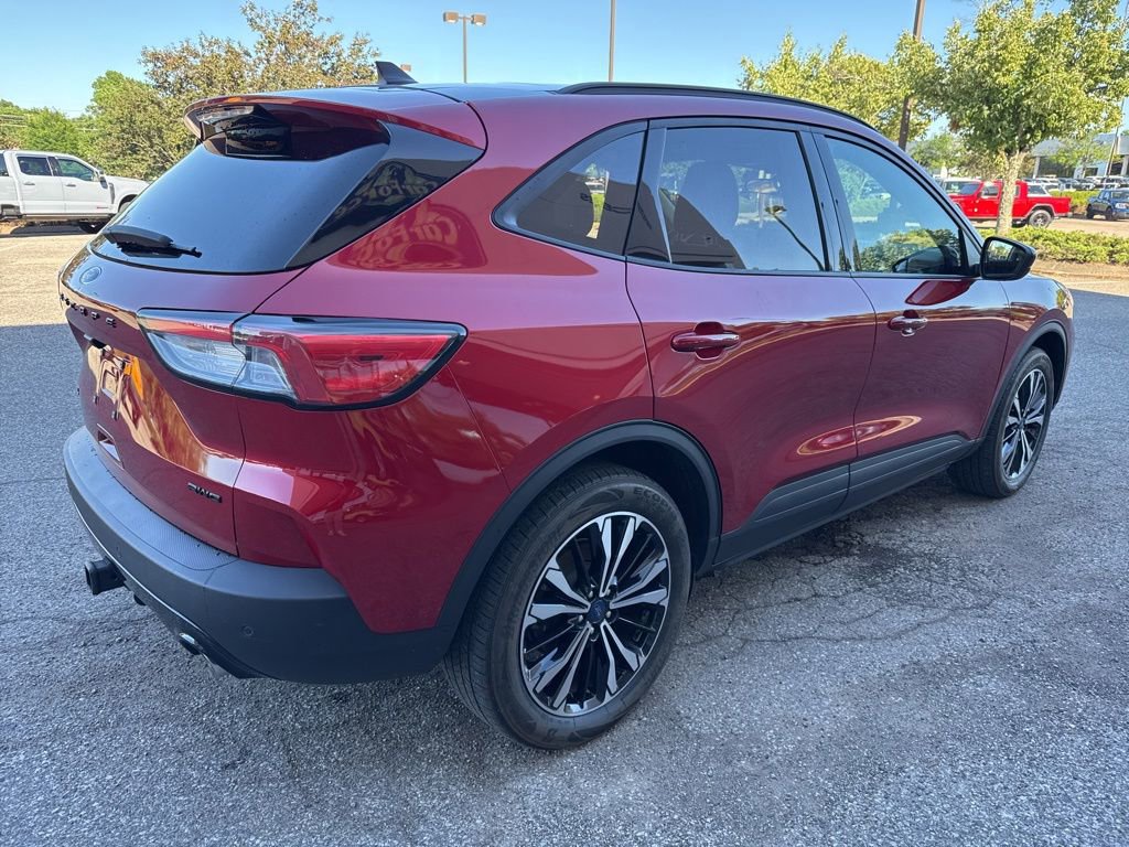 Used 2022 Ford Escape SEL w/ SEL Stealth AWD Package image 12
