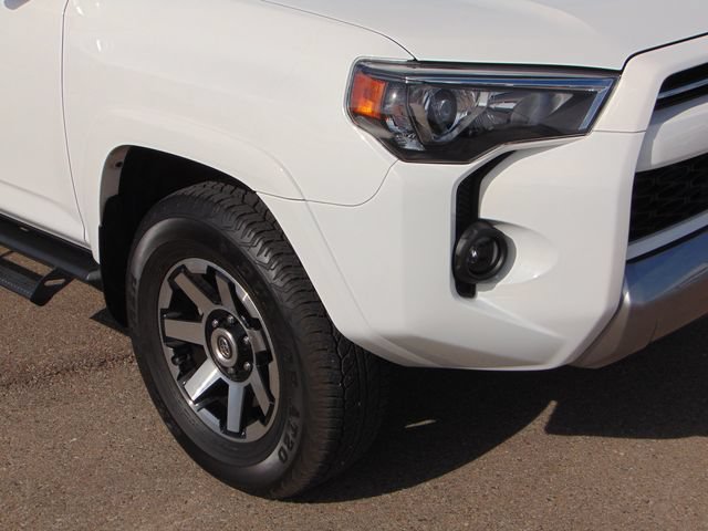 Used 2024 Toyota 4Runner TRD Off-Road Premium AWD/4WD image 2