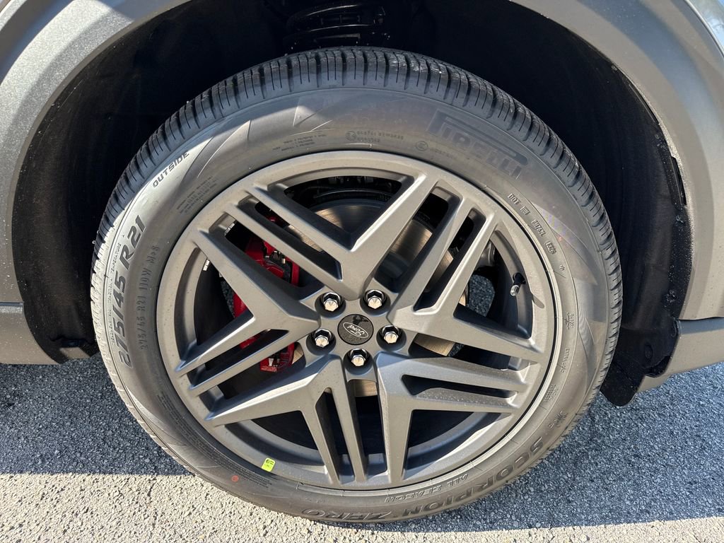 New 2026 Ford Explorer ST RWD image 11