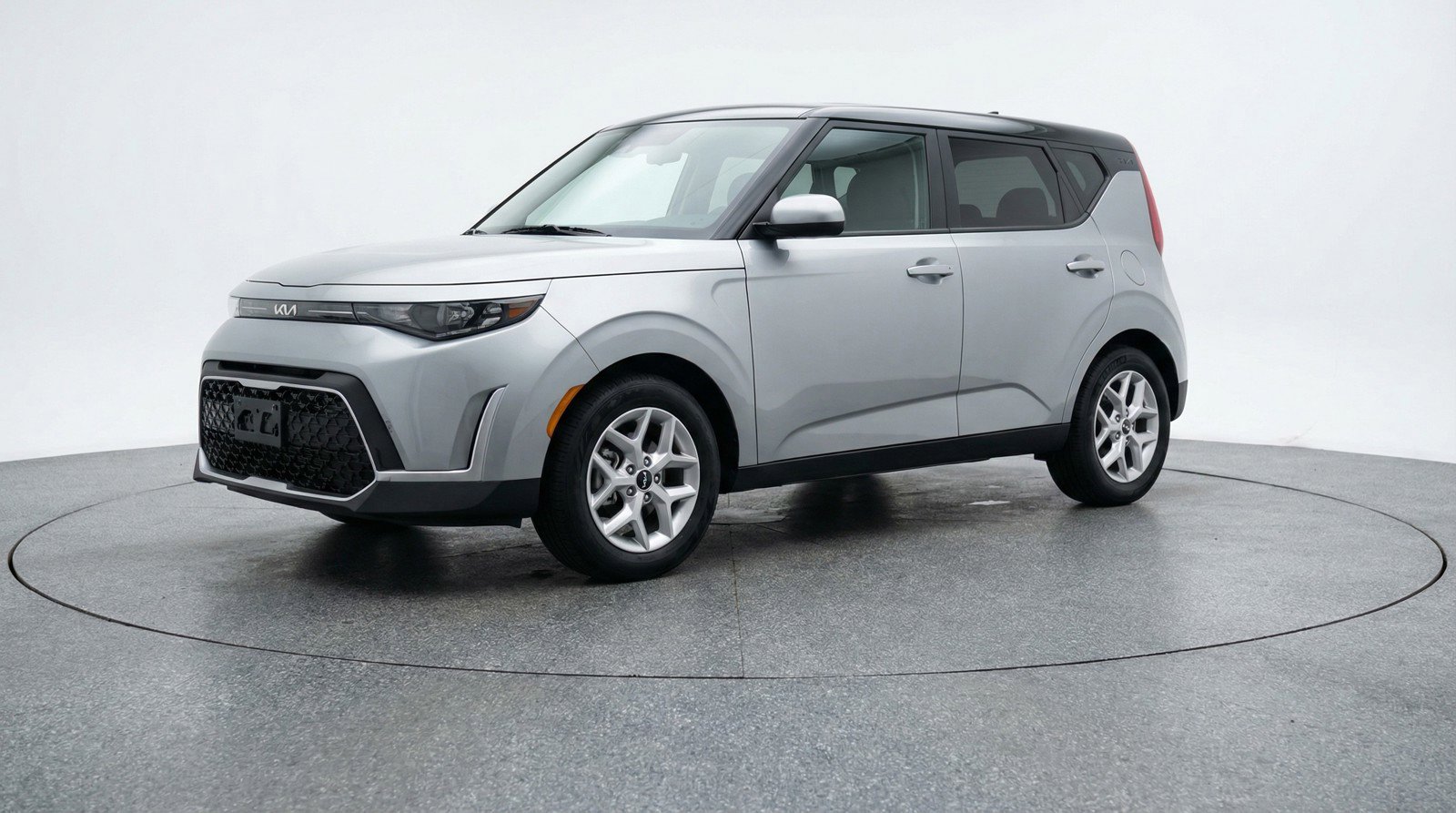 Used 2025 Kia Soul LX w/ LX Technology Package image 3