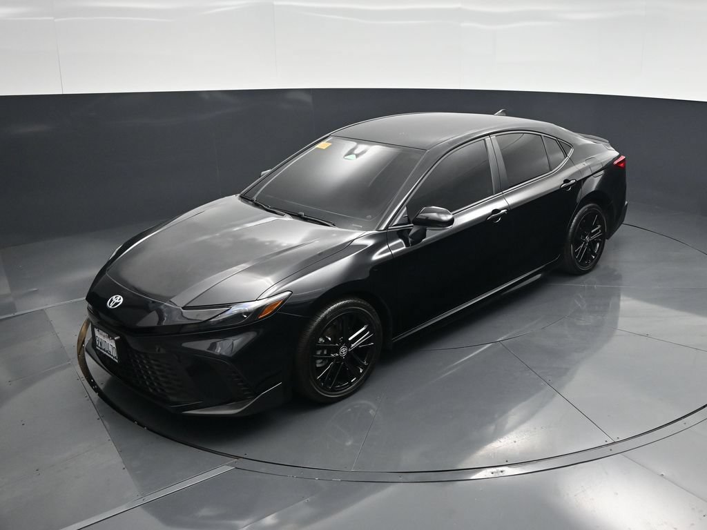 Used 2026 Toyota Camry SE FWD image 34