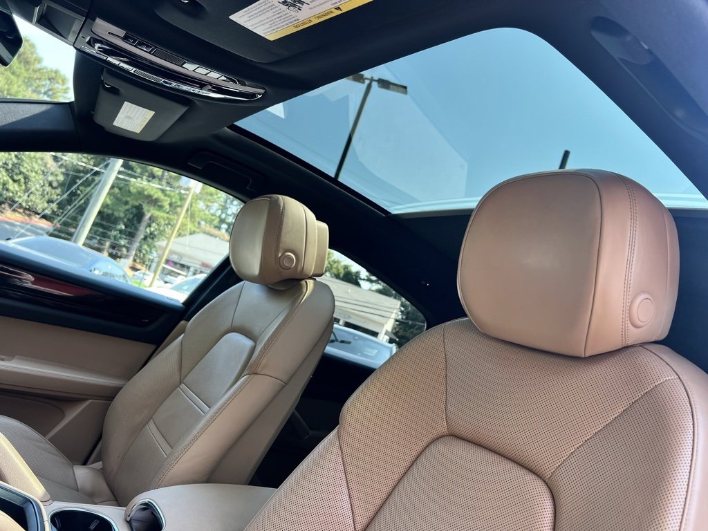 Used 2021 Porsche Cayenne Coupe image 46