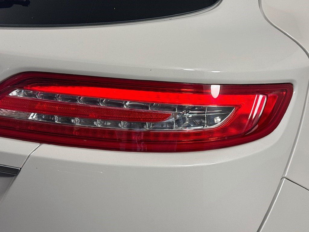 Used 2019 Lincoln MKC Reserve w/ MKC Climate Package FWD image 32