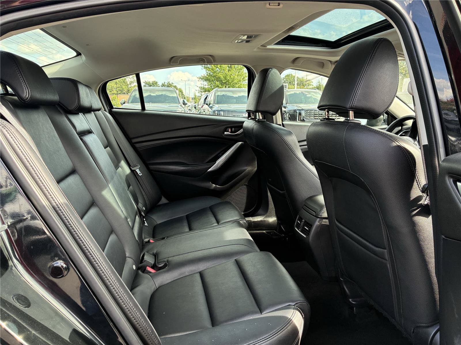 Used 2015 MAZDA MAZDA6 Touring w/ Touring Technology Package FWD image 19