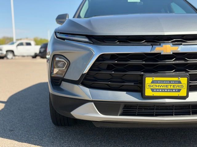 Used 2023 Chevrolet Blazer LT FWD image 4