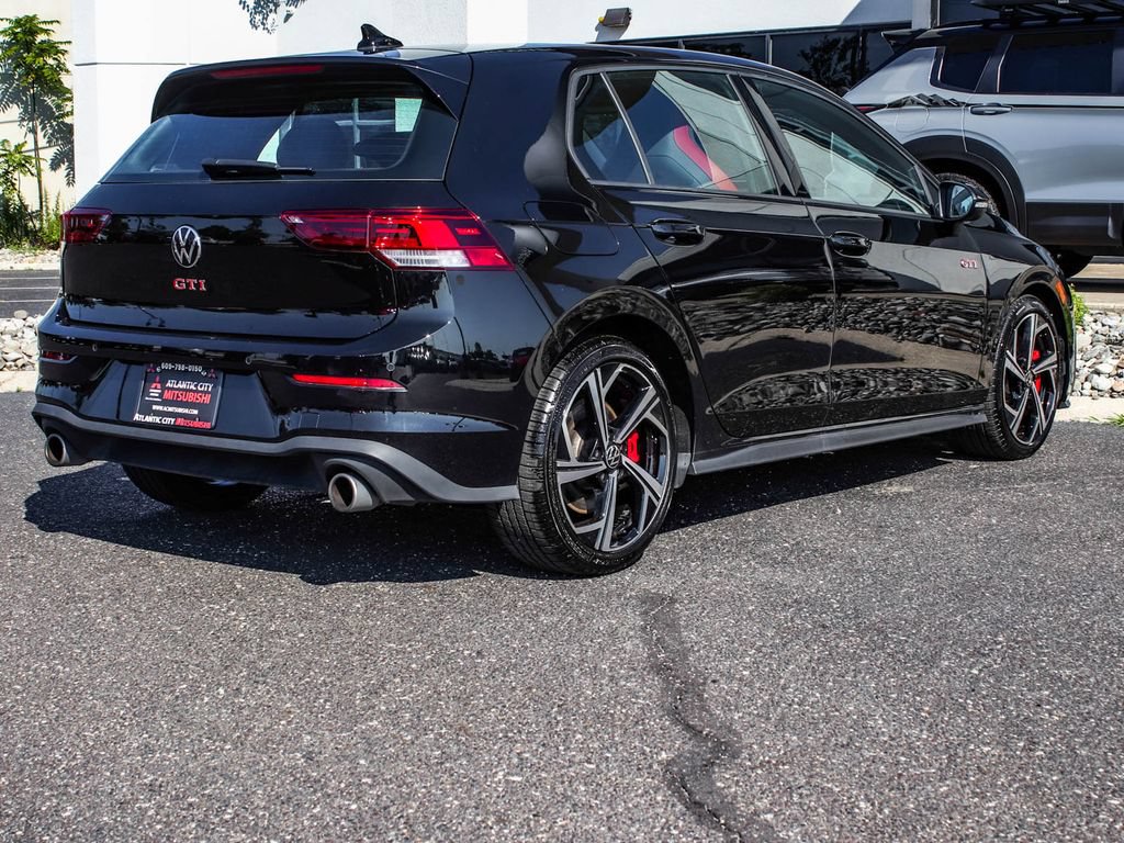 Used 2025 Volkswagen GTI SE FWD image 6