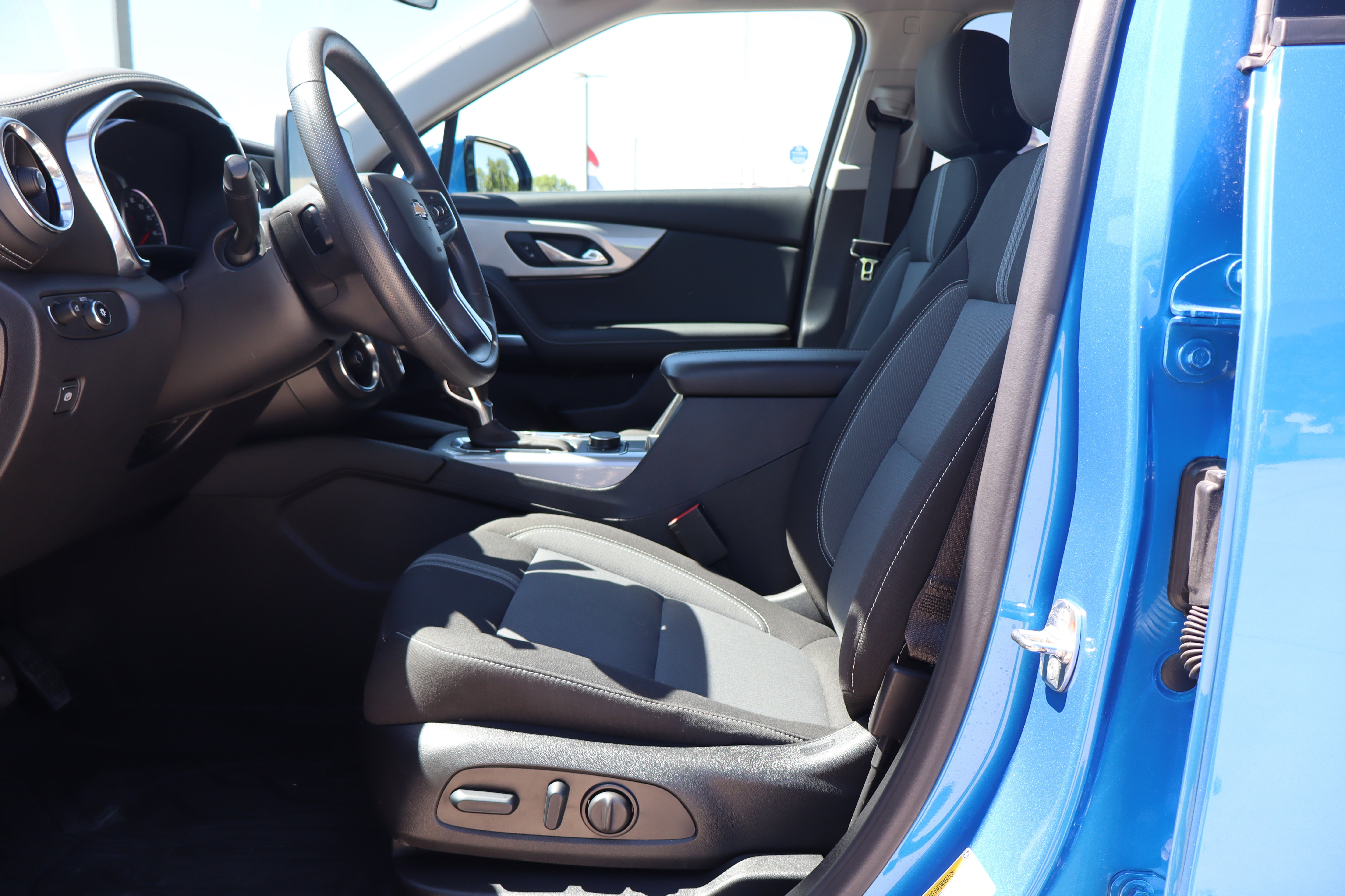Used 2024 Chevrolet Blazer LT w/ LPO, Floor Liner Package FWD image 10