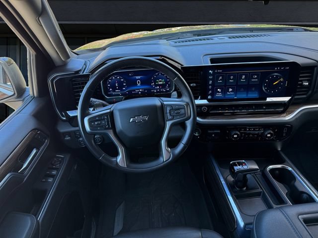 Used 2022 Chevrolet Silverado 1500 RST w/ Convenience Package II AWD/4WD image 12