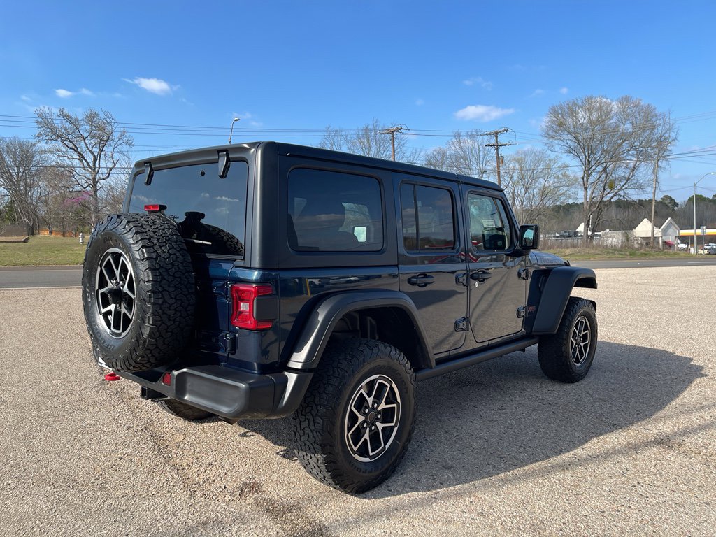 Used 2025 Jeep Wrangler Unlimited Rubicon image 9