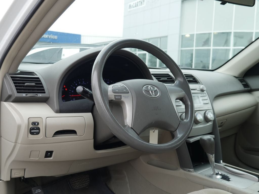 Used 2010 Toyota Camry FWD image 12