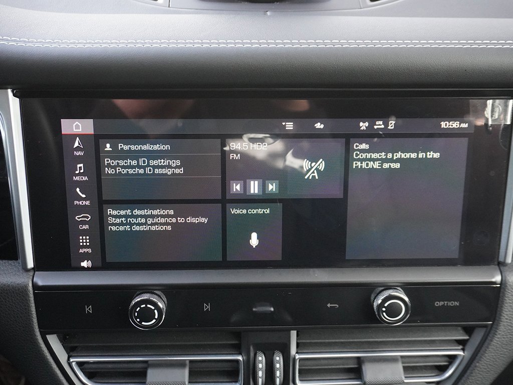 Used 2022 Porsche Macan image 51