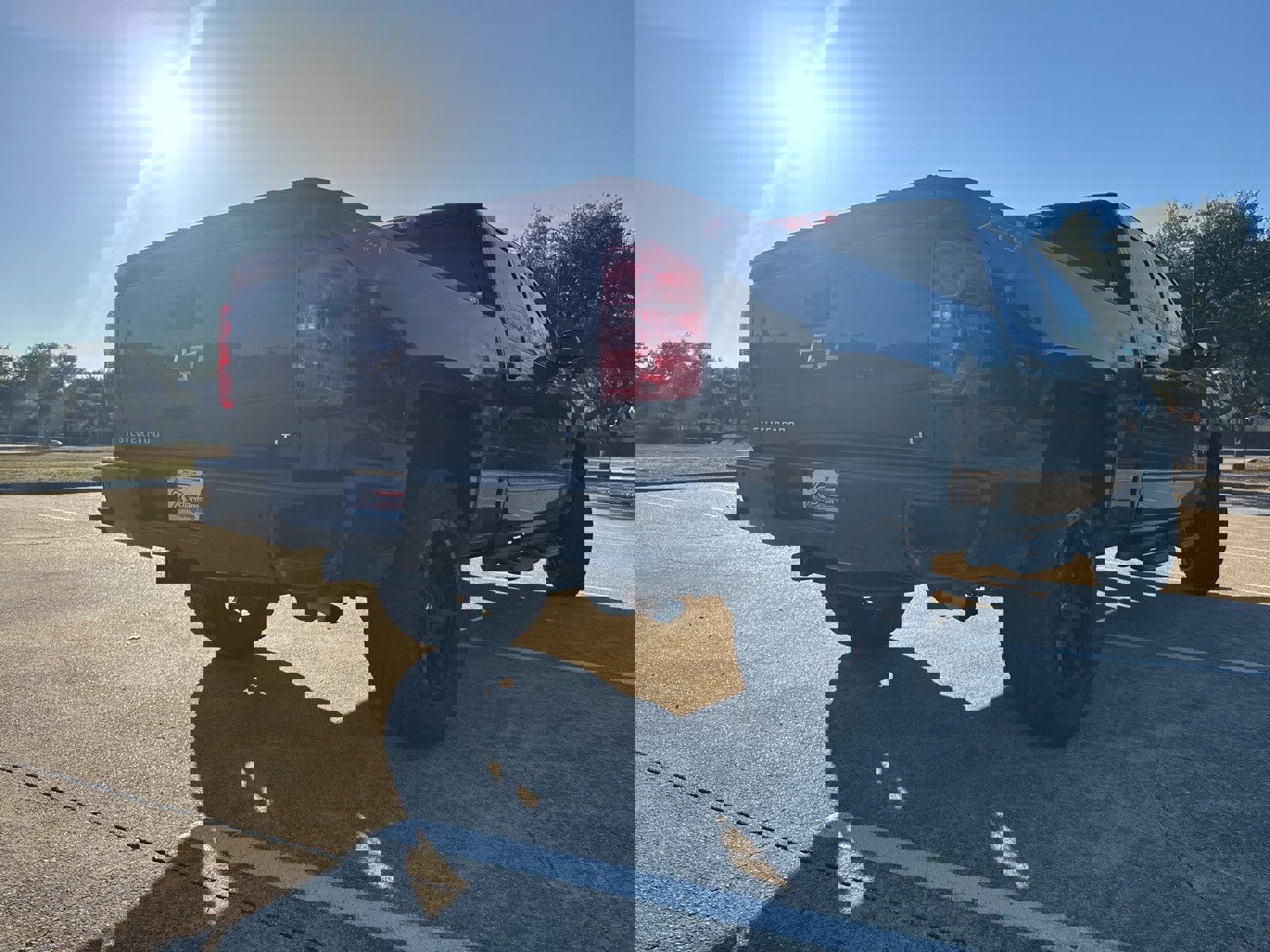 Used 2018 Chevrolet Silverado 1500 LT w/ All Star Edition image 4