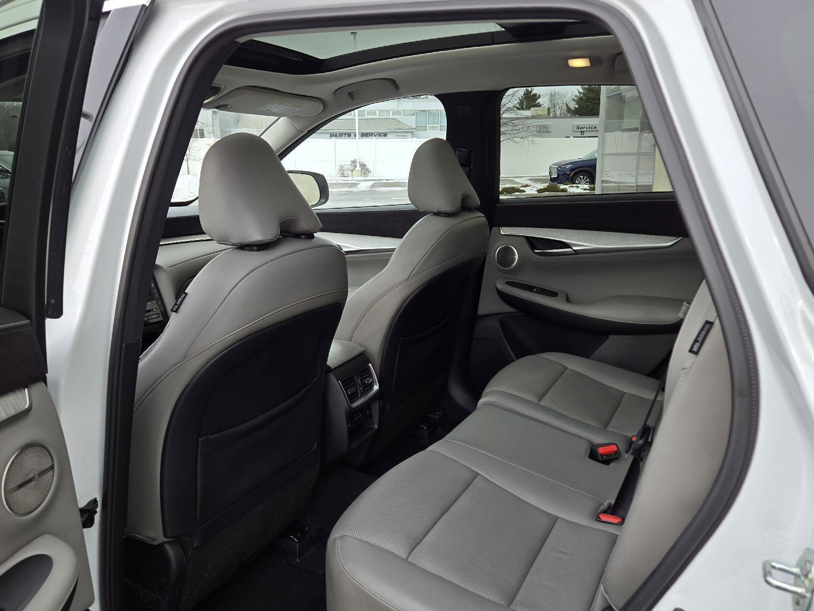 Certified 2023 INFINITI QX50 Sensory image 21