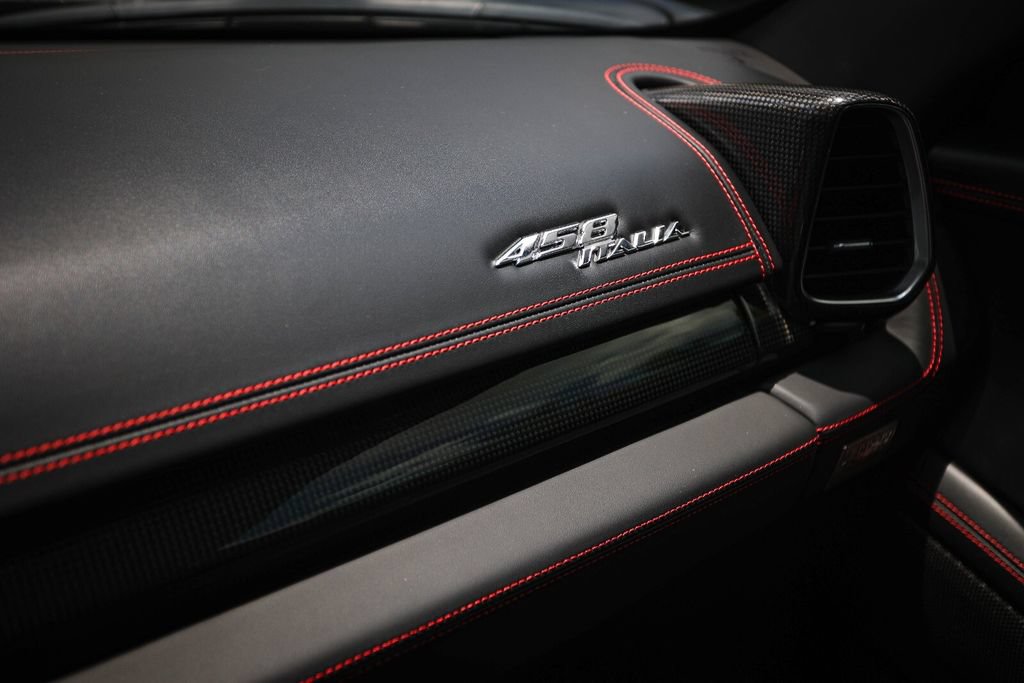 Certified 2011 Ferrari 458 Italia Coupe RWD image 37